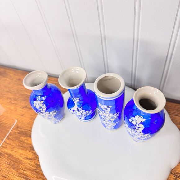 4 Vintage Chinese Porcelain Blue & White Floral Miniature 4” Bud Mini Vase Lot - Picture 3 of 8